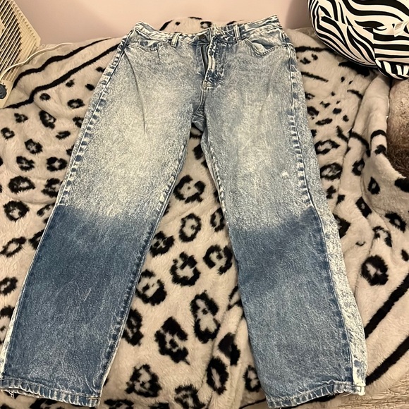 Jeans, baggy, 2 colors, brand is hidden size 30 - Picture 1 of 5
